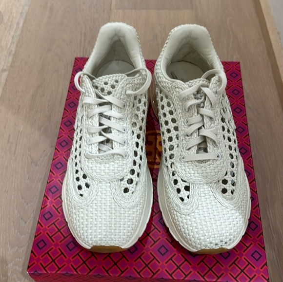 Tory Burch Cream White Sneakers with Woven Design - Picture 2 of 7